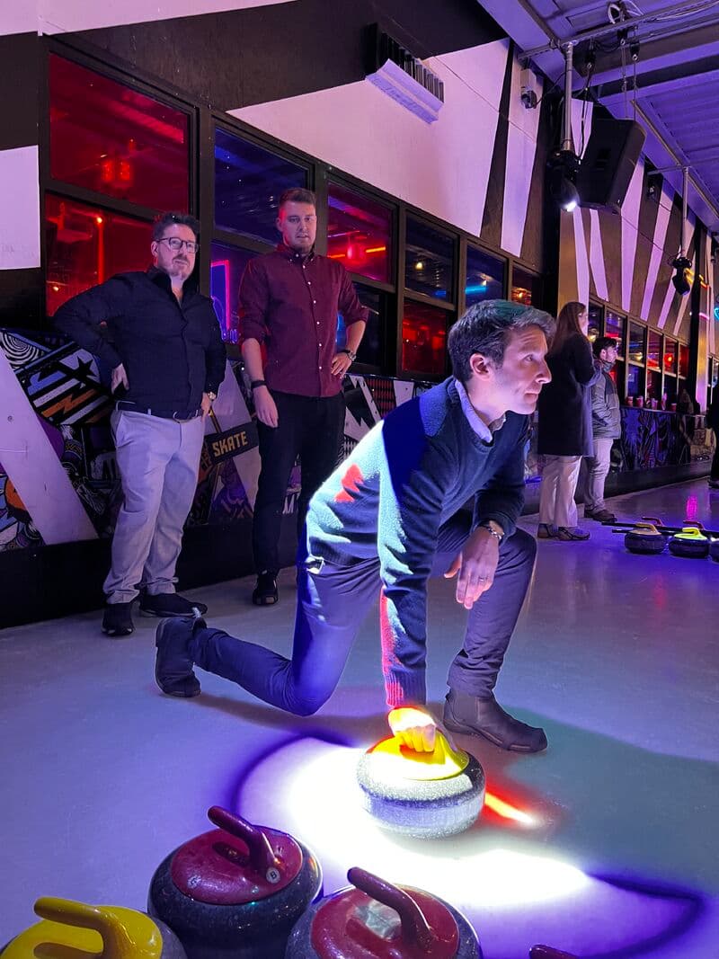 If you’re looking for a fun way to kick off your Christmas celebrations, we highly recommend a competitive game of curling!